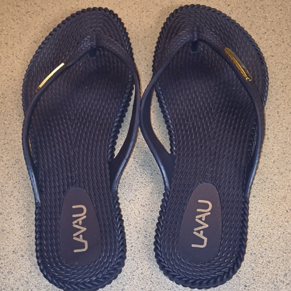 LAVAU Brand Women's Navy Blue Flip Flops with Silver Detail-Like New